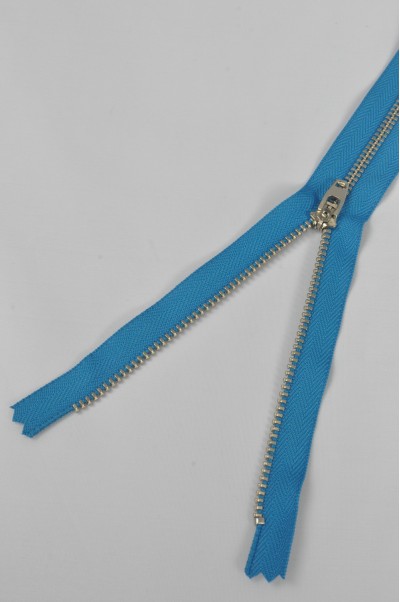 ZIP053  1號拉鏈 銀白色拉鏈 金屬拉鏈  單頭密尾拉鏈 不設單獨拉鍊訂購 後面照